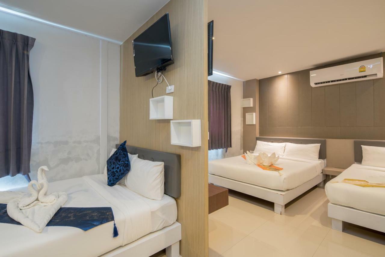 Baan Thai Beach Side Residence Patong Esterno foto