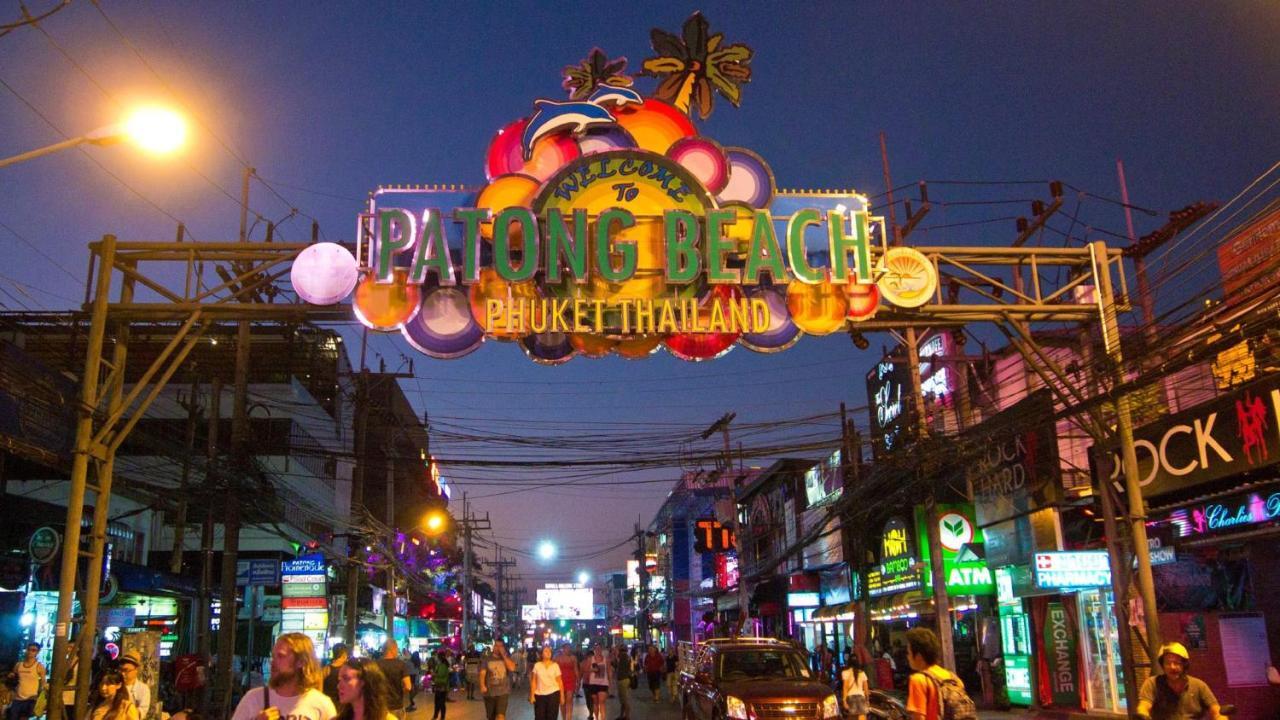 Baan Thai Beach Side Residence Patong Esterno foto